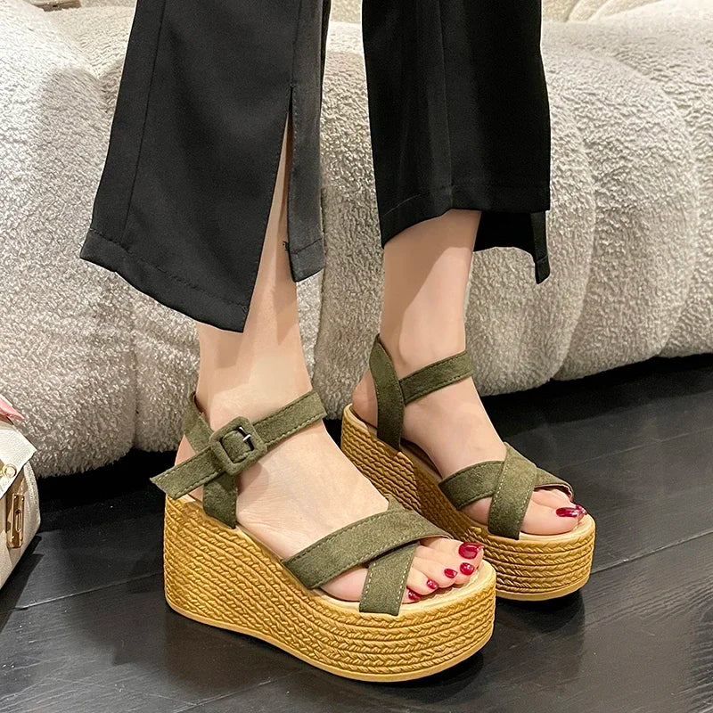Fashion Platform with Thick Bottom Wedge