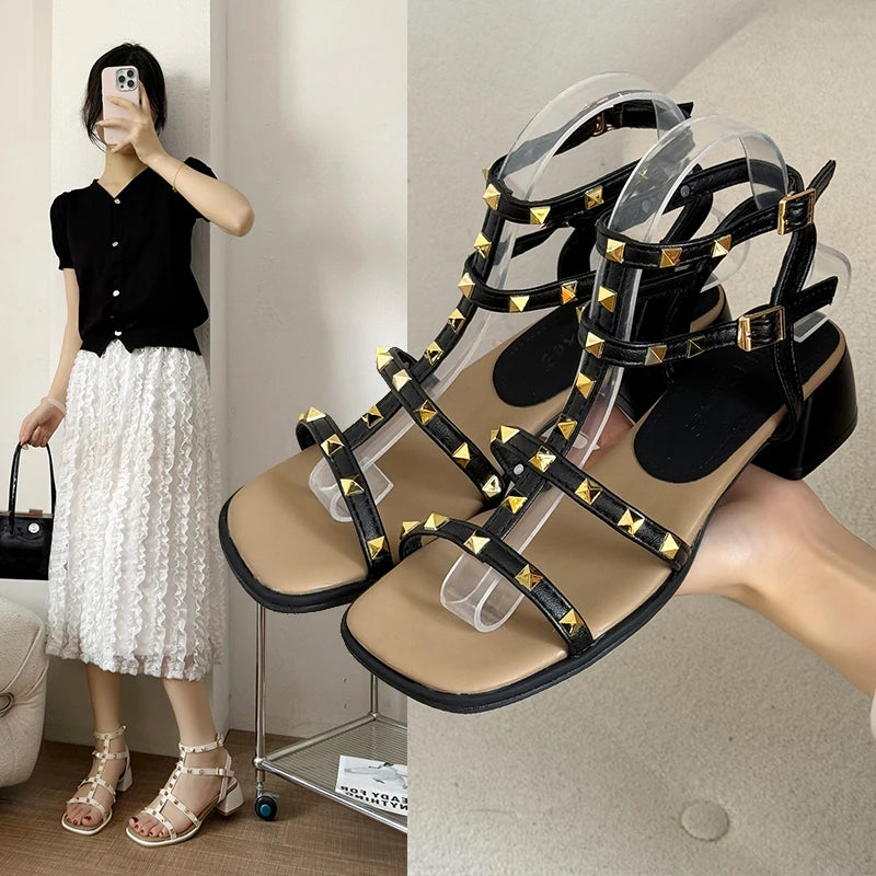 Women's One-Word Belt Mid-Heel