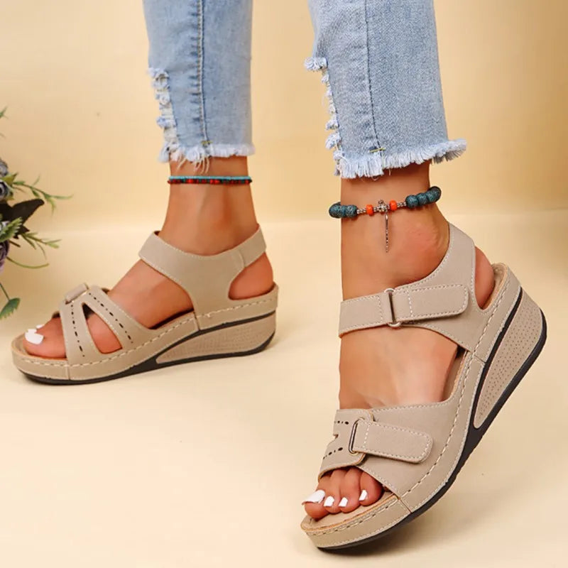 Fashion Buckle Peep Toe Sandals