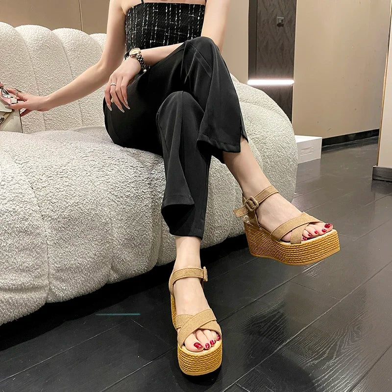 Fashion Platform with Thick Bottom Wedge
