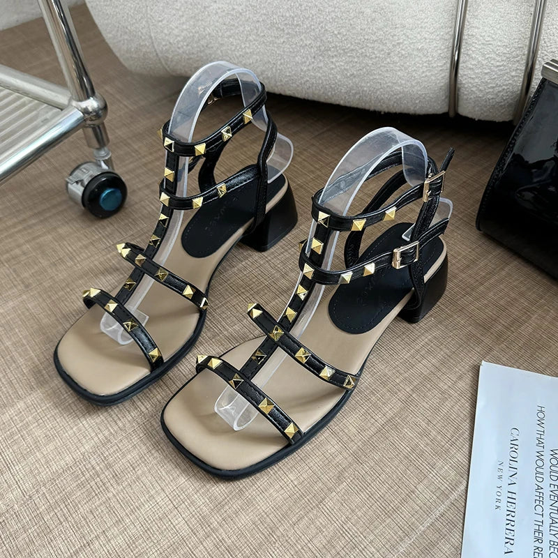 Women's One-Word Belt Mid-Heel