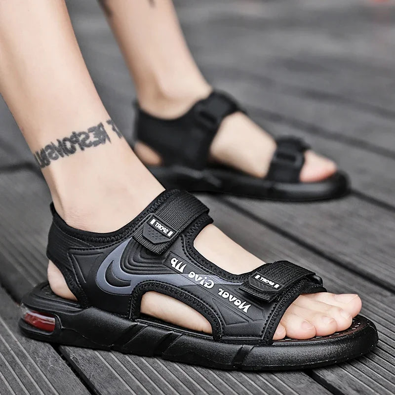 Men Sandals Casual Shoes New Summer Outdoor Concise Lightweight Beach Shoes Slippers Male Plus Size Sandals 38-45