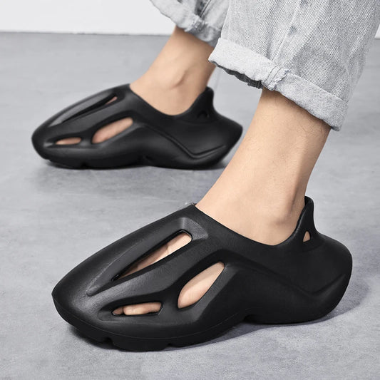 Summer Men's Classic Sandals Anti slip Beach Hole Shoes Slip-on Hollow Sports Sandals Outdoor Lightweight Water Garden Shoes