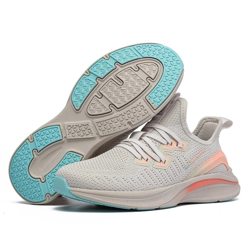 Women's Casual Sneakers(1)
