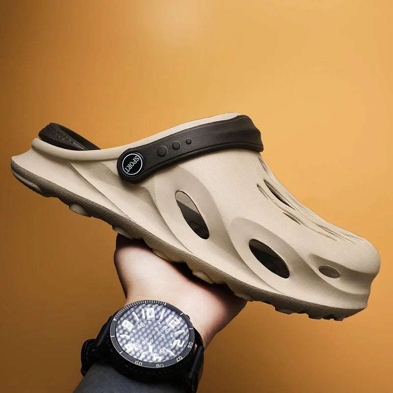 Slippers Men's Anti-skid Light Hole Shoes Men's Sports Casual Beach Slippers Breathable Shoes Men Sandals Simple and durable