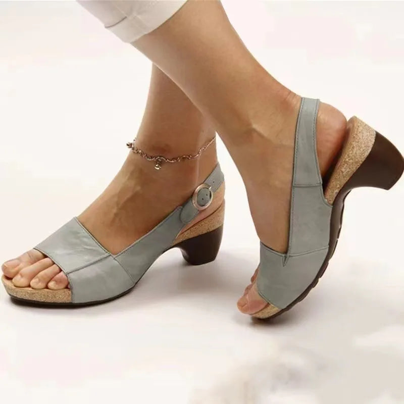 New Summer Buckle Retro Beach Fish Mouth Shoes